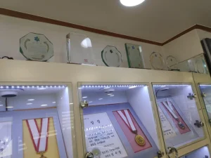 한국시계수리-엄선된 시계수리 장인들로만 구성된 국내최고 명품시계수리
